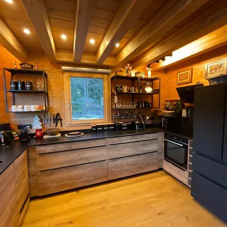 Chalet Des Ours - Southern Alps